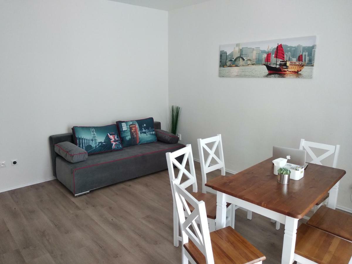 Kate & Jenny Apartments - Cosy Place In The City Center Bratislava Exteriér fotografie